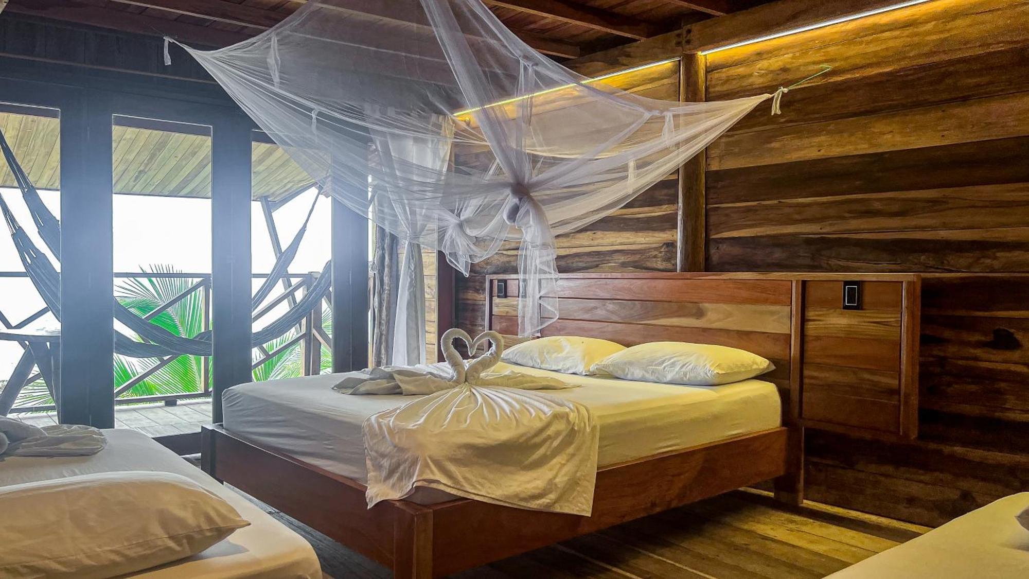 Hostal Mocambo Beach Guachaca Екстер'єр фото