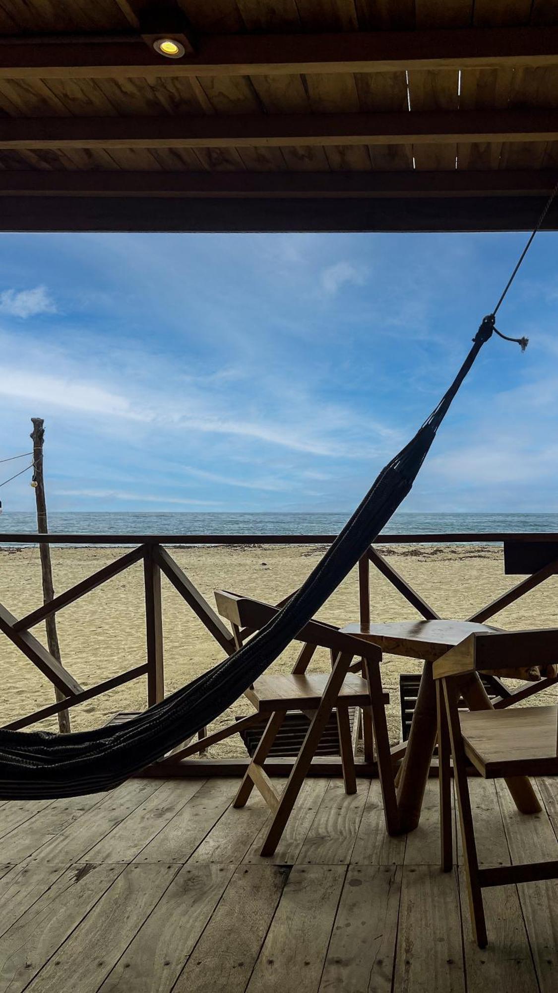 Hostal Mocambo Beach Guachaca Екстер'єр фото